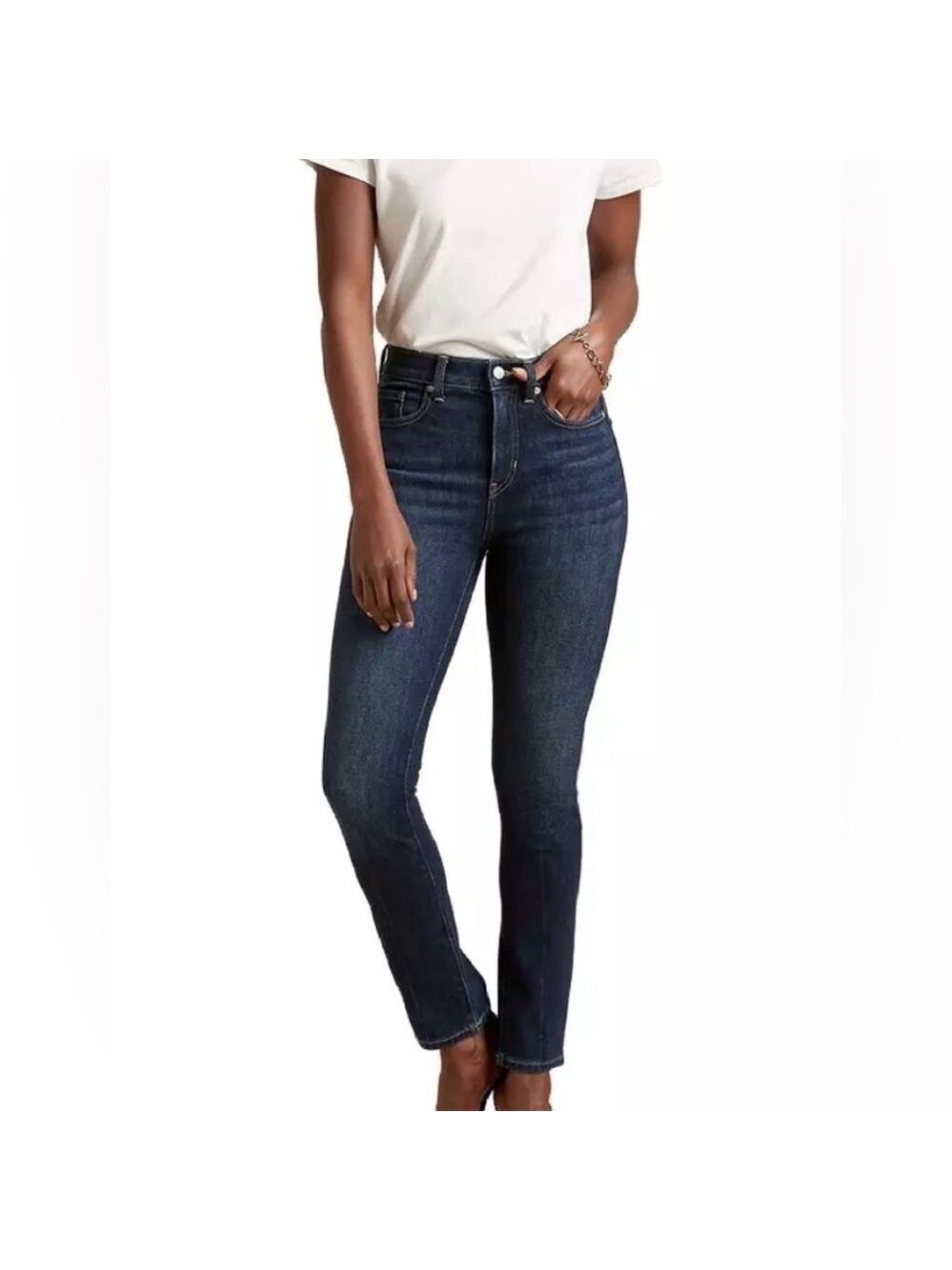 BANANA Republic. Skinny high waisted slim cut. Medium/dark wash.